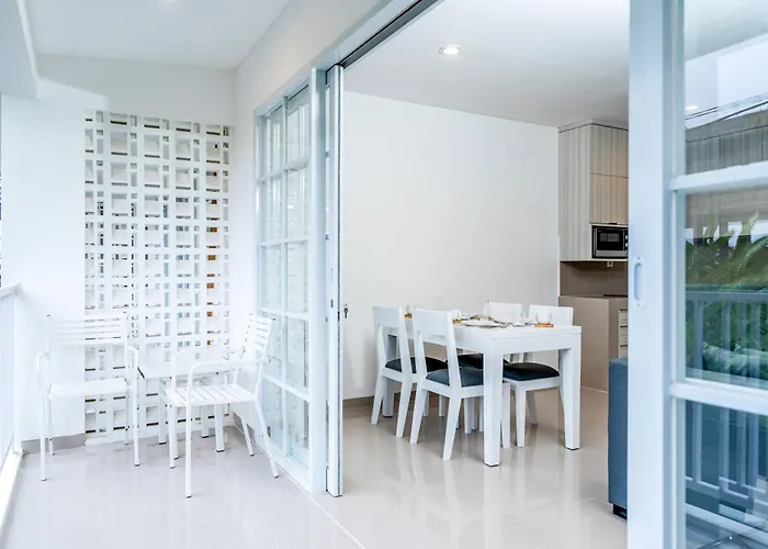 Artha By Fays Hospitality *